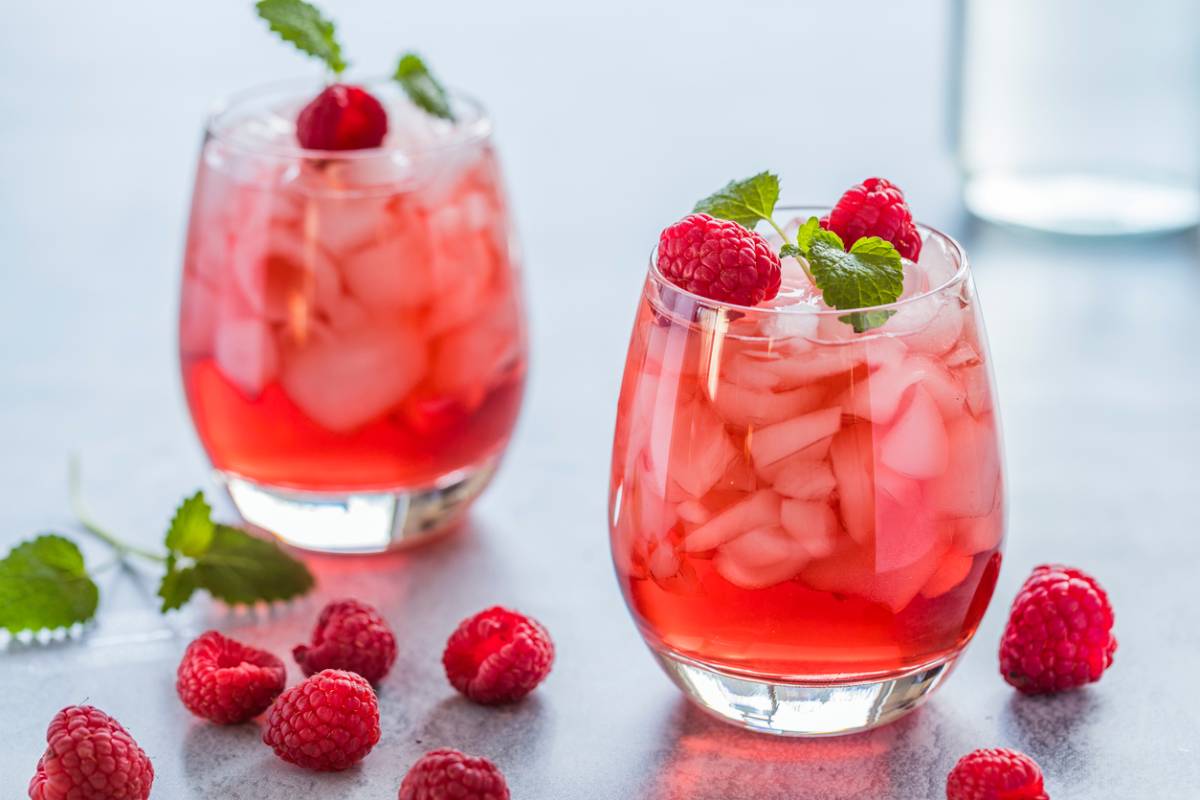 featured image for wine-inspired cocktails for spring article